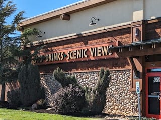 Twin Peaks Restaurant