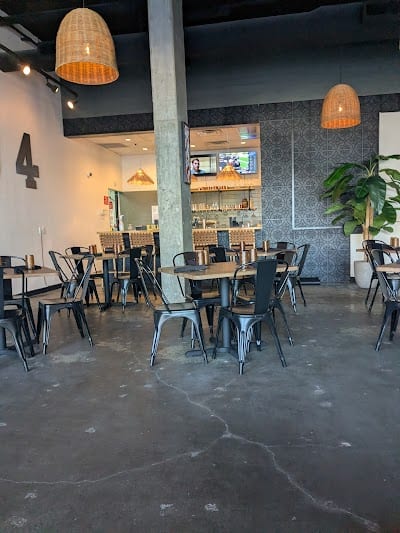 Zeke's Kitchen & Bar