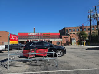 Grocery Outlet Bargain Market