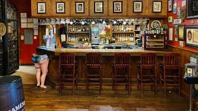 Mac Farlanes Celtic Pub
