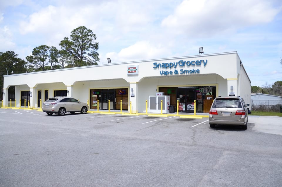 Snappy Vape Shop & Grocery