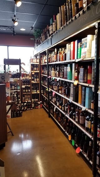5 o'clock Wine and Spirits