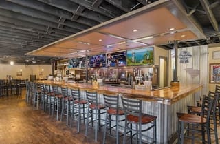 Brews Tavern