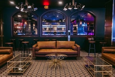 Roaring Social Al