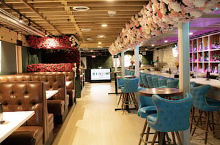 Bloom Ultra Lounge