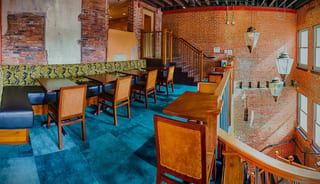 Aj Roccos Restaurant & Bar
