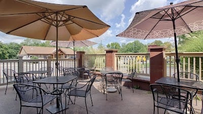 Charlotte St Grill And P
