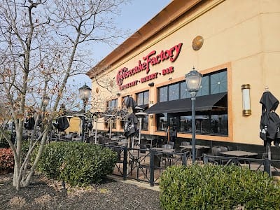 Cheesecake Factory #128