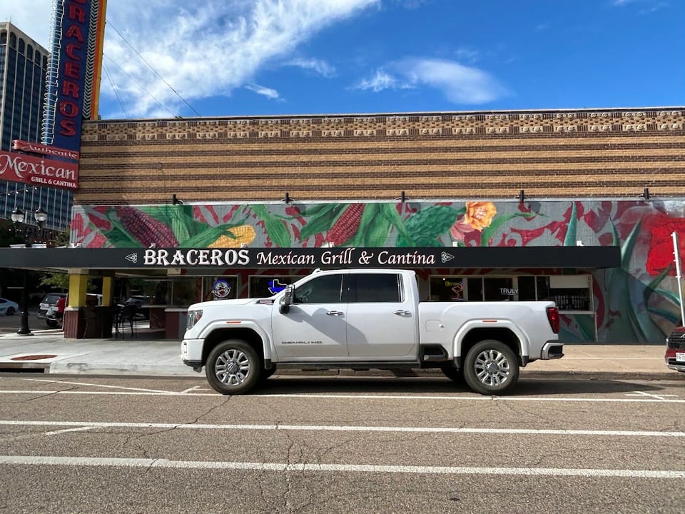 Braceros Downtown