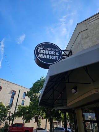 Downtown Liquor & Market