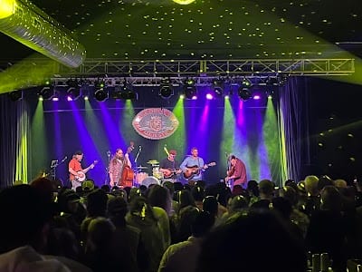 Majestic Lounge