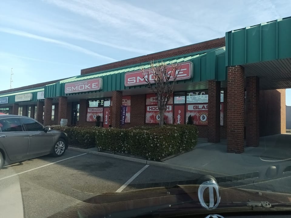Supreme Smoke