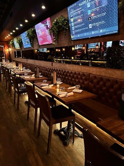 Barrel & Brew Bar & Liquo