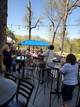 Lakeside Pub