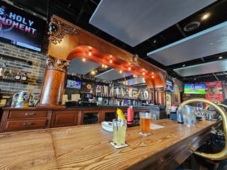 Lassen's Sports Bar