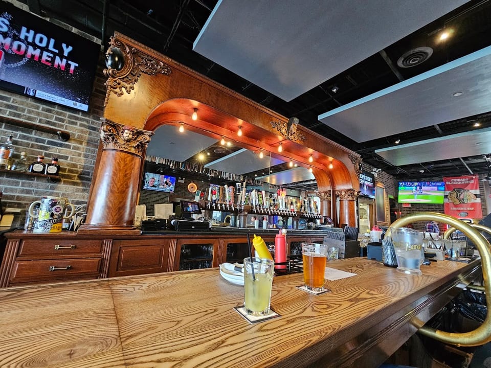 Lassen's Sports Bar