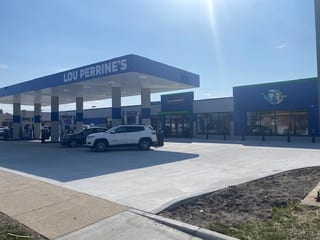 Lou Perrines