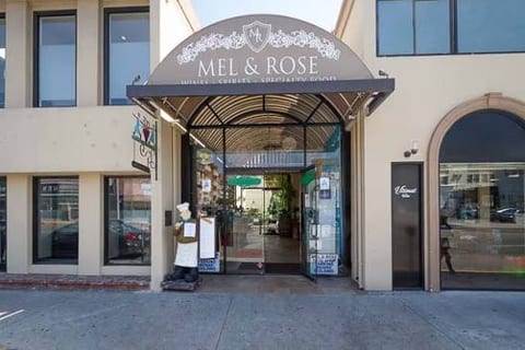 Mel & Rose