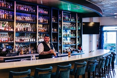 Market Square Liquors Wine Bar (on)