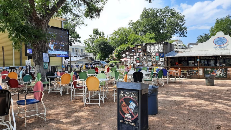 Friendly Spot Icehouse