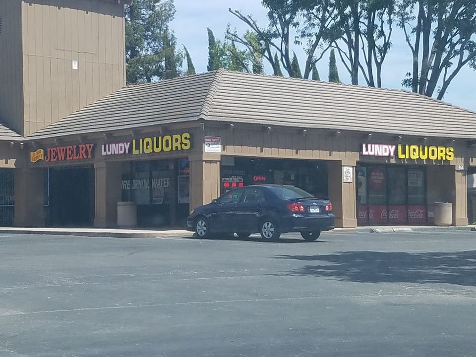 Lundy Liquors