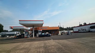 76-Oregon City/ Easy Mart