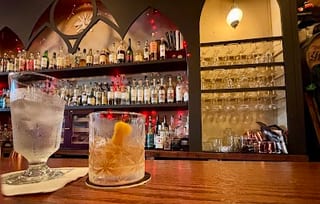 Hawthorne Mini Bar & Lounge