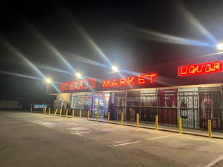 Howards Mini Mart