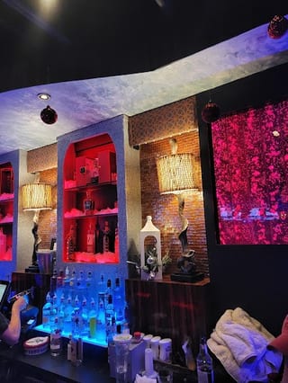 M Bar
