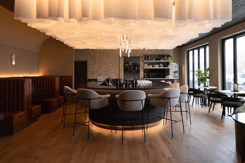 The Lark - Wine Bar Of Ada