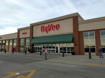 Hy Vee Food Store