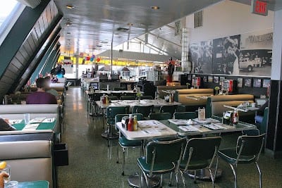 Mels Drive In