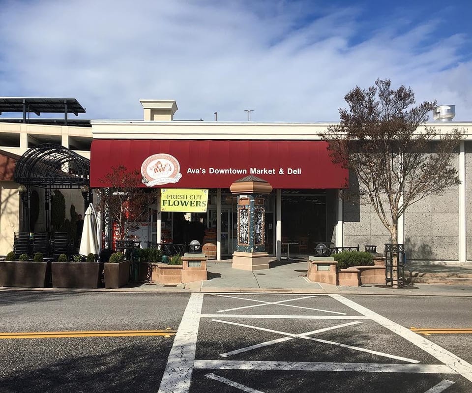 Avas Downtown Market & Heyo