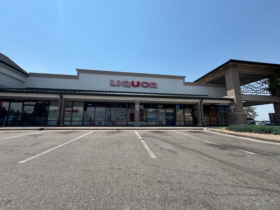Hampden Crossing Liquors