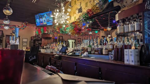 Zoobies Old Town Tavern