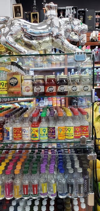 Michaels Market & Liquor