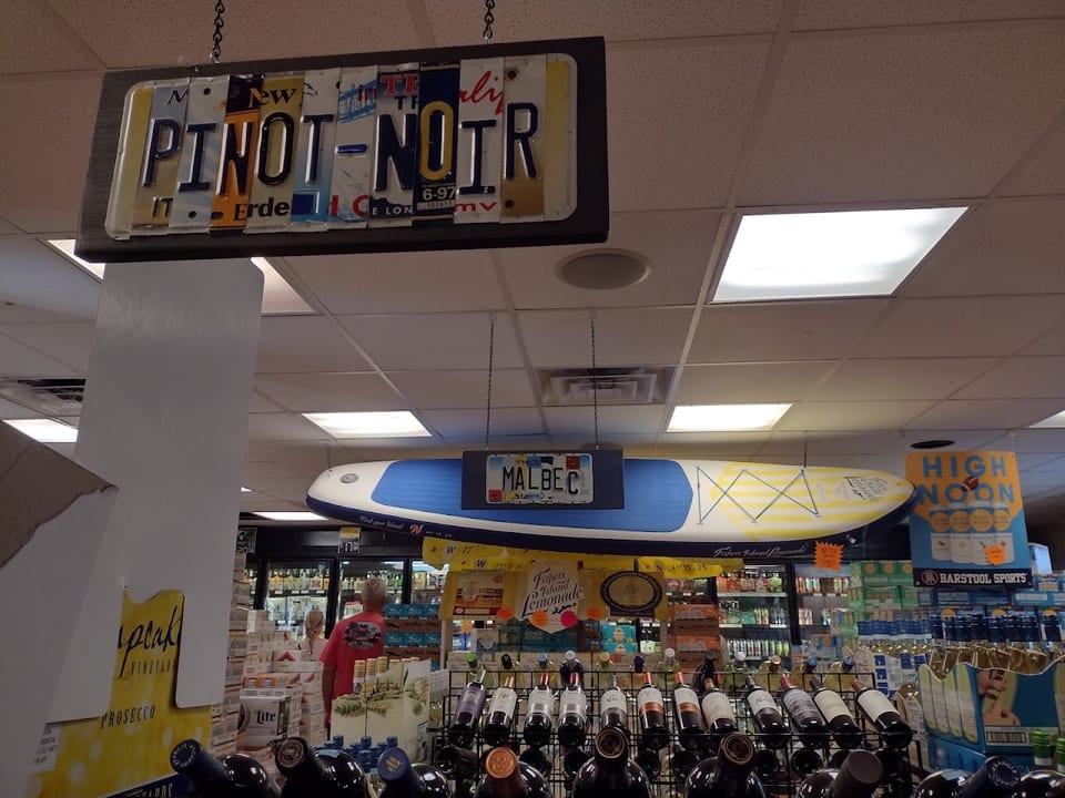 Lavallette Liquors