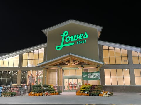 Lowes Foods 282