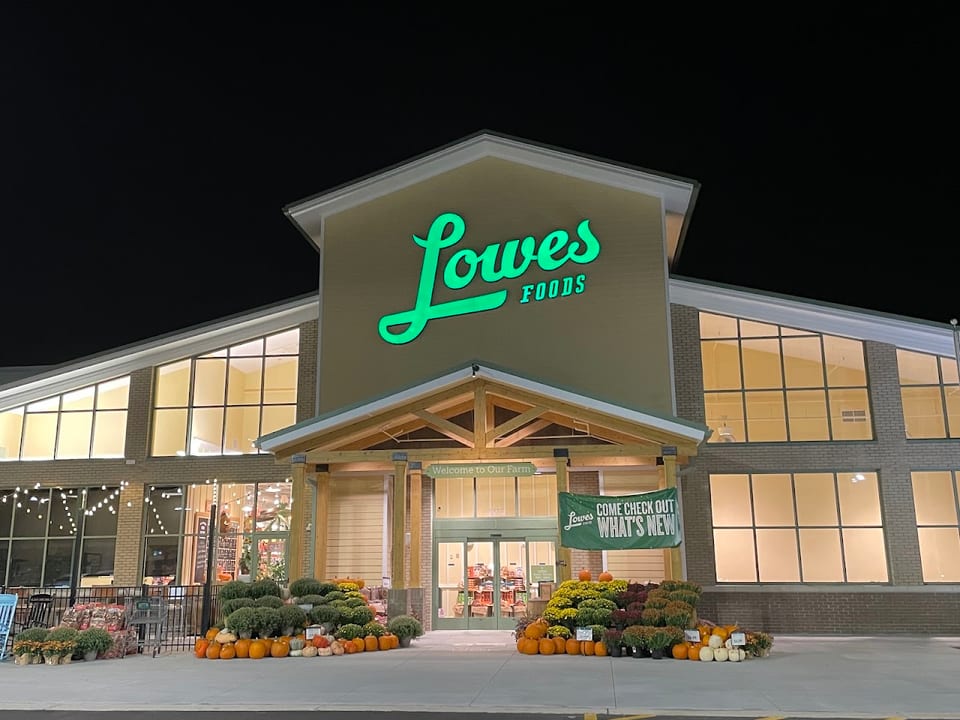 Lowes Foods 282