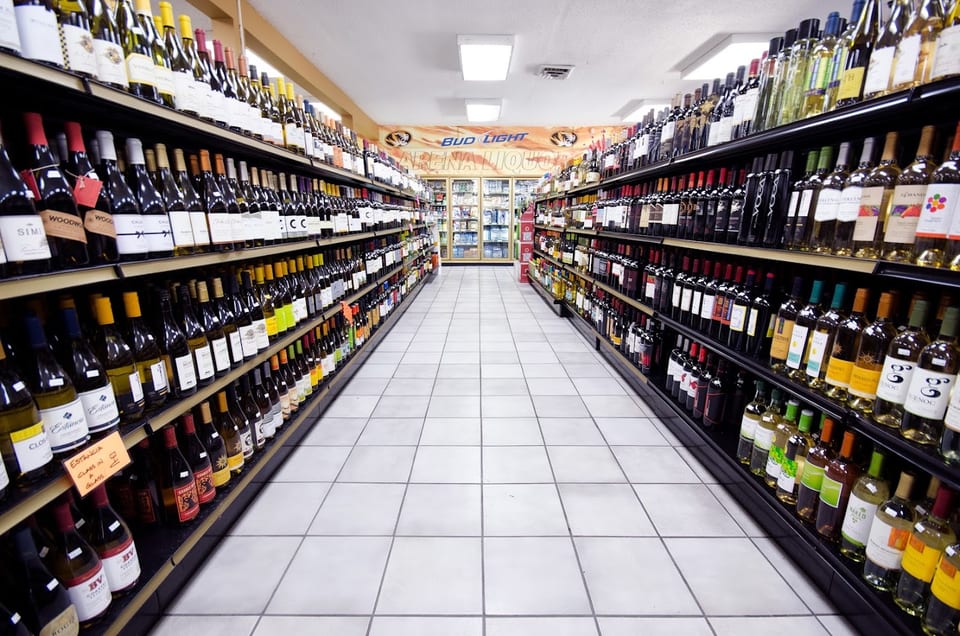 Arena Liquor #2 & C Store [3001545]