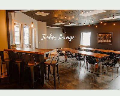 Timber Lounge