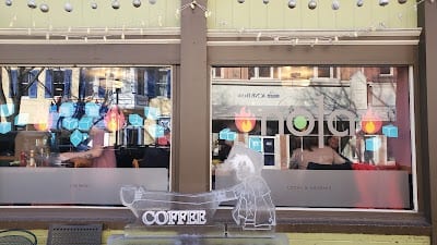 Cafe Nola