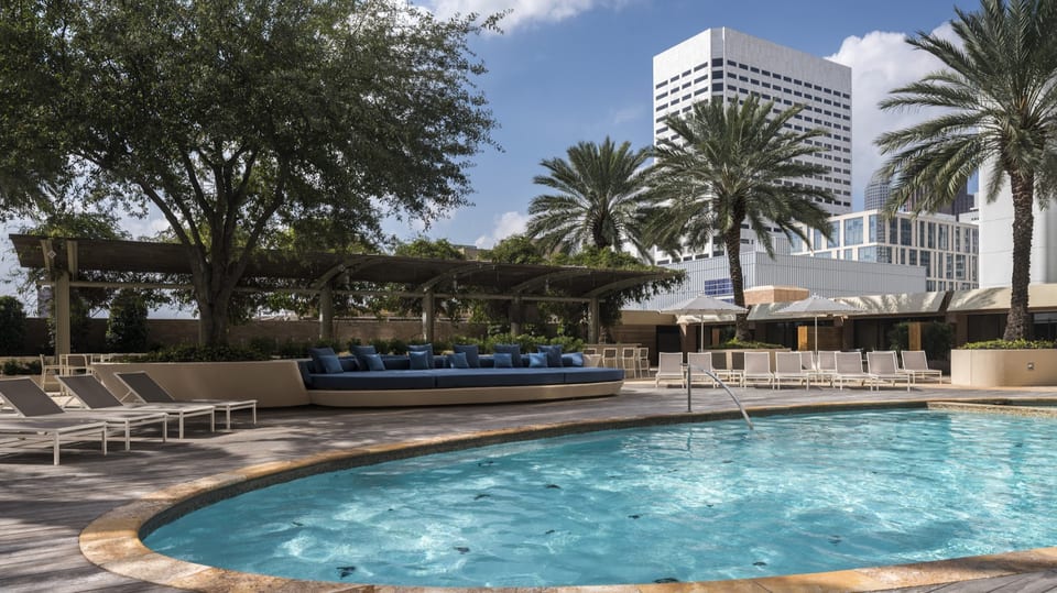 Four Seasons Hotel