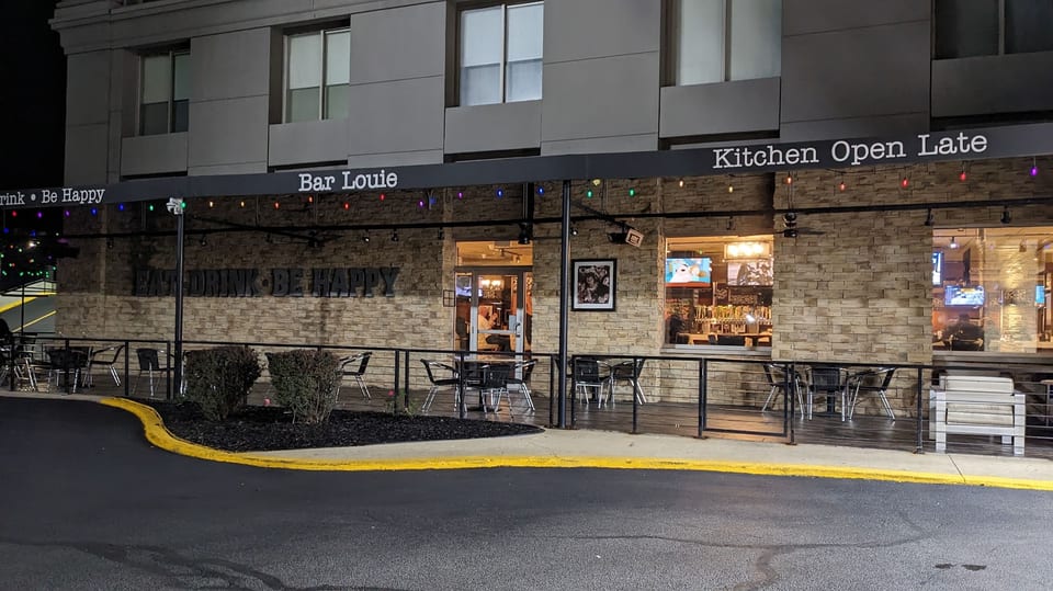 Bar Louie