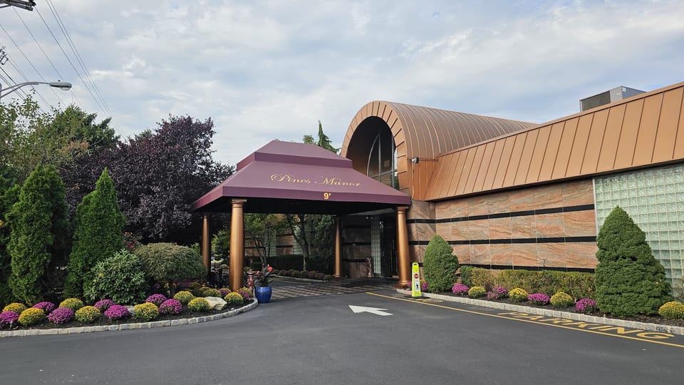 Pinewood Club