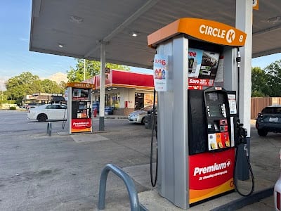Circle K 2723797 (e Williams St)