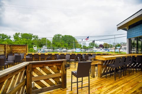 Grey Heron Grille & Spirits