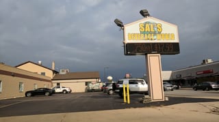 Sal's Beverage