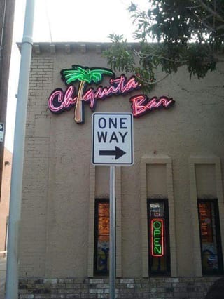 Chiquitas Bar
