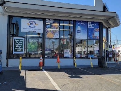 Georges Liquor & Jr Market